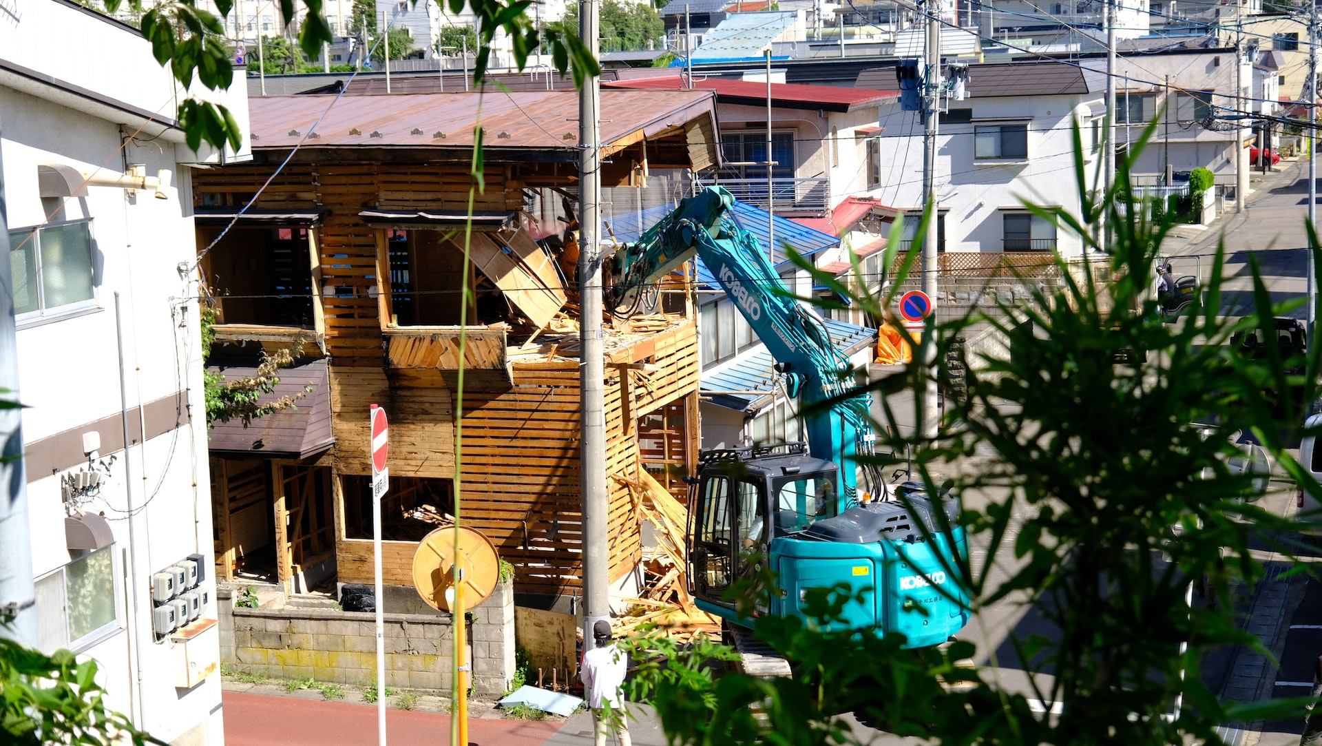 家を解体するときに知っておきたいこととは？手続きや費用について